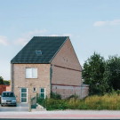 Некрасивые бельгийские дома (Ugly Belgian Houses) глазами фотографа Hannes Coudenys.