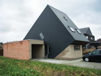 Некрасивые бельгийские дома (Ugly Belgian Houses) глазами фотографа Hannes Coudenys.