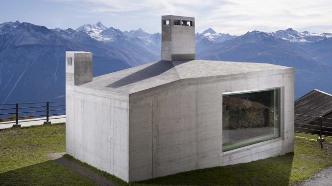 Бетонный домик в Швейцарии