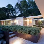 Дом-студия Юлиуса Шульмана (Julius Shulman Home and Studio) в США от Raphael Soriano и O'Herlihy Architects.
