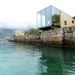 Домики на острове (Manshausen Island Resort) в Норвегии от Stinessen Arkitektur.