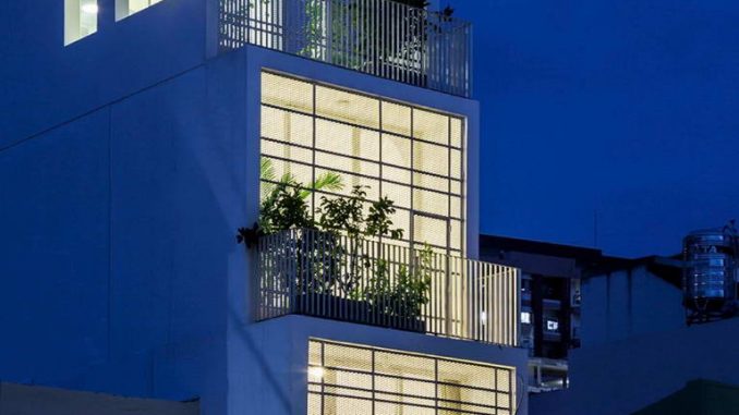 Вертикальный дом (Vertical Home) во Вьетнаме от KIENTRUC O. Вертикальный дом (Vertical Home) во Вьетнаме от KIENTRUC O.
