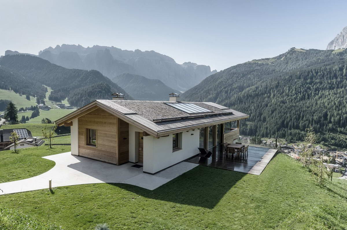 Дом в горах италии сколько стоит недвижимость в швейцарии