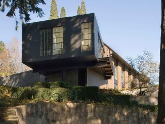 Дом на вершине холма (Portland Hilltop House) в США от Olson Kundig.