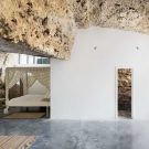 Дом в пещере (House Cave) в Испании от UMMO Estudio.