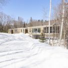 Просторный дом (Spacious House) в Канаде от Atelier Pierre Thibault.