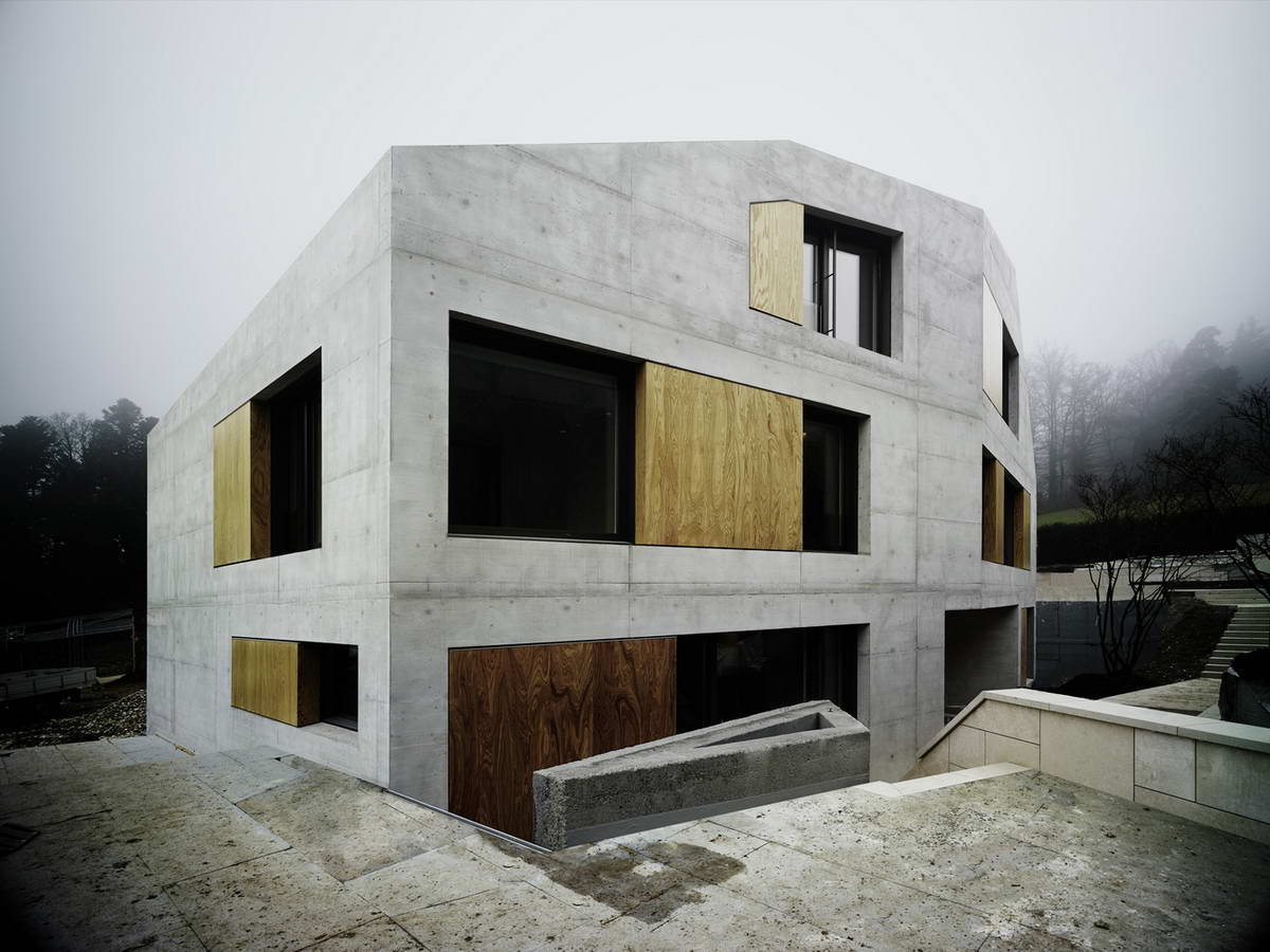 Очень бетонный дом в Швейцарии