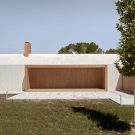Современный дом-сарай в Испании