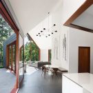 Сланцевый Дом в США от Ziger Snead Architects.