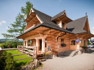 Бревенчатые домики в Польше
