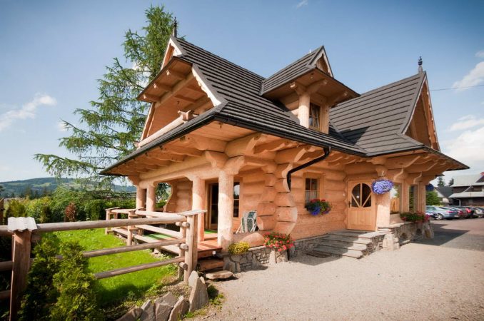 Бревенчатые домики в Польше