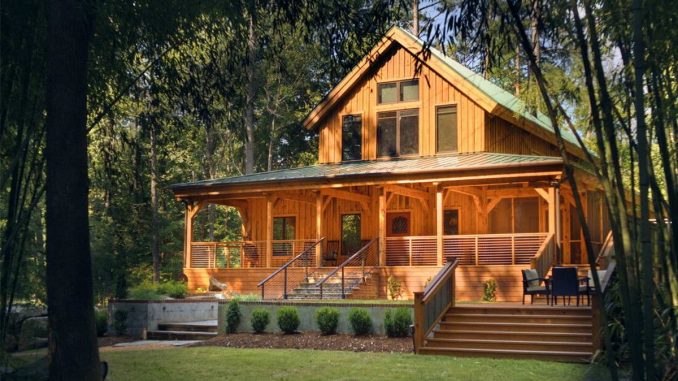 Деревянный дом из конструкций заводского изготовления в США