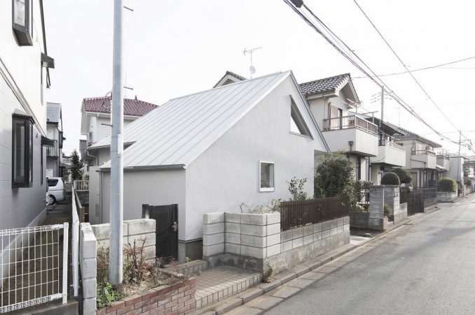 Современный минималистский дом в Японии