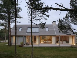 Простой сельский дом в Швеции