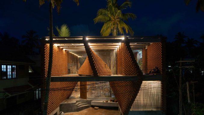 Pirouette House 3