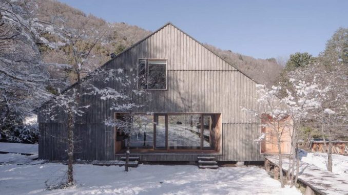 Chilean Ski Cabin 1 Лесной дом у реки для отдыха