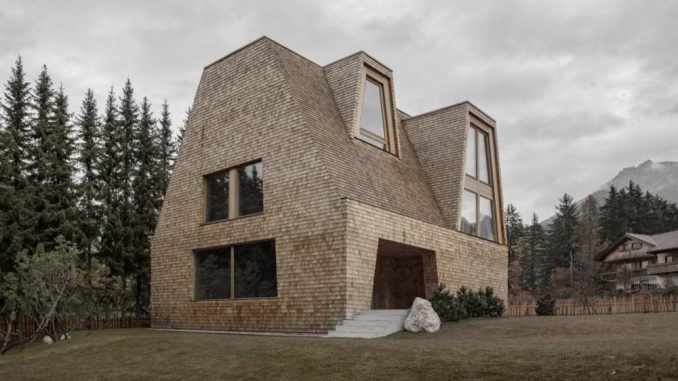 CiAsa Aqua Bad Cortina House 1 Деревянный дом в еловой дранке в Италии