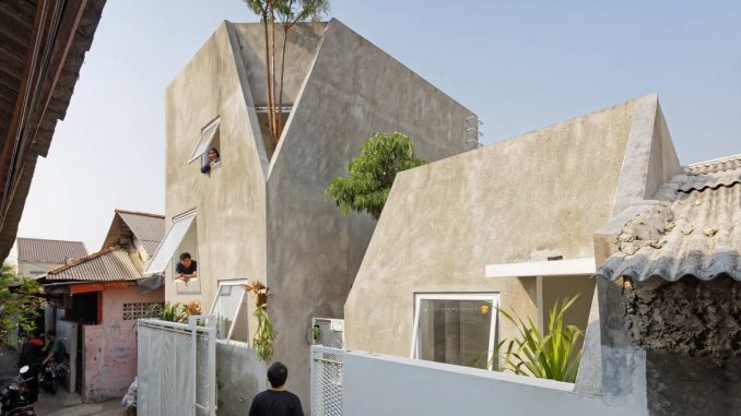 The Twins House 1 Городской дом на две семьи в Индонезии