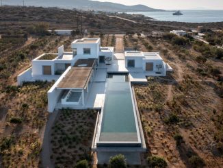 Очень греческий дом для отдыха на острове