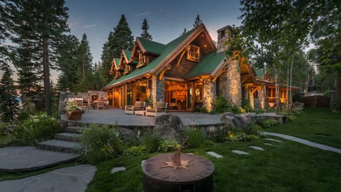 Rocky Point South Residence 2 Дом из бревна у озера в США