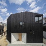 Небольшой дом на шестнадцати уровнях в Японии