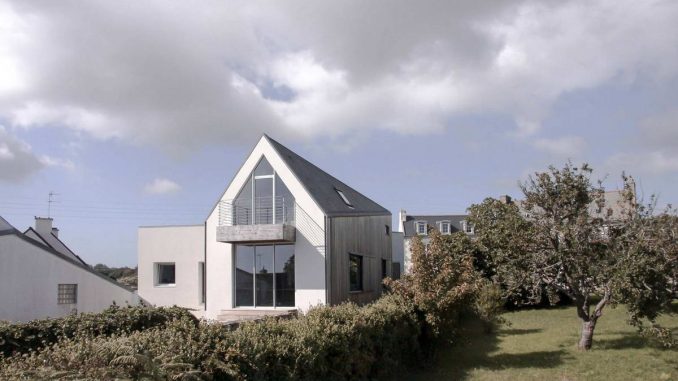 Sentinel House 1 Современный barnhouse по-французски
