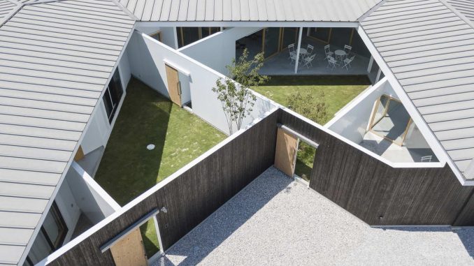 House and Office in Hofu 1
