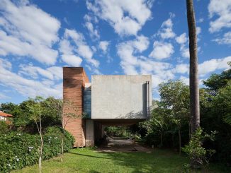 Дом с фантастической консолью в Парагвае