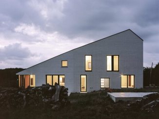 Сельский дом из белого кирпича в Бельгии