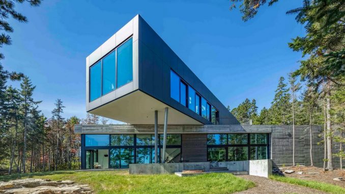 House on a Bay 1 Консольный дом на лесистом берегу с видом на океан в США