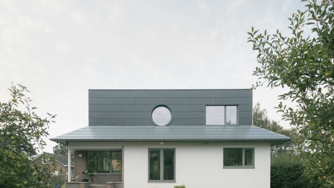 A House With A Hat 1 Дом в шляпе в Бельгии