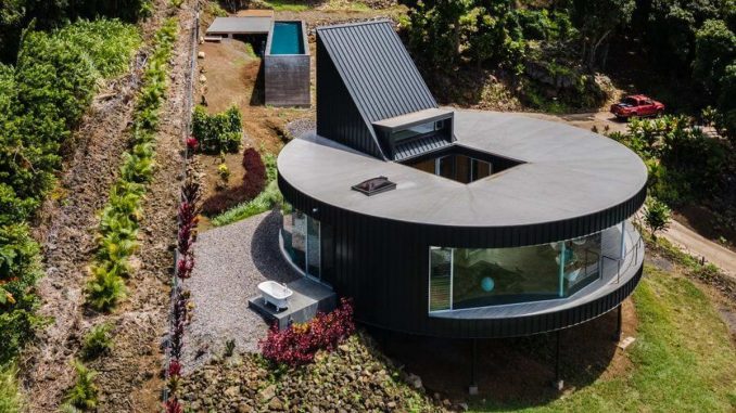 D Fin House 7 Круглый дом на горе с видом на океан на Гавайях