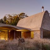 Кирпичный дом для астронома-инвалида в Австралии