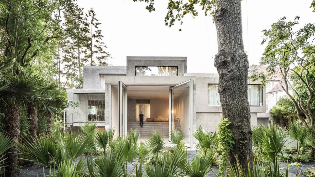 Дом как абстрактный объёмный архитектурный этюд в Германии