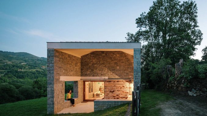 TMOLO House 2 Превращение старой каменной фермы в современный жилой дом