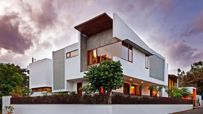 Модернистский дом для молодой семьи в Индии
