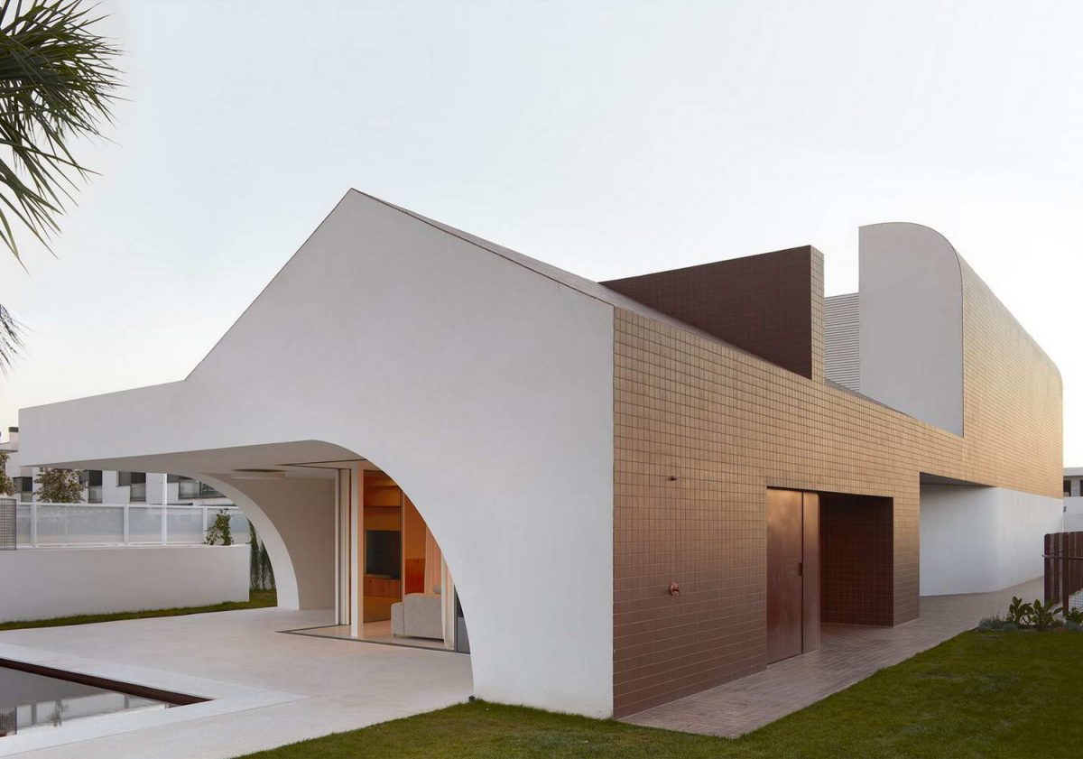 Загородный дом в Испании, как гармония материи, геометрии и пространства
