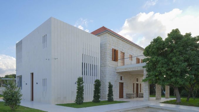 Hamat House 1 Расширение исторического дома в Ливане