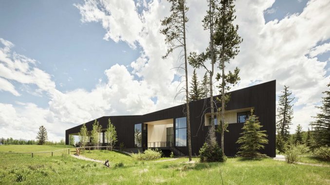 ShineMaker Residence 1 Большой дом для творческой пары в США