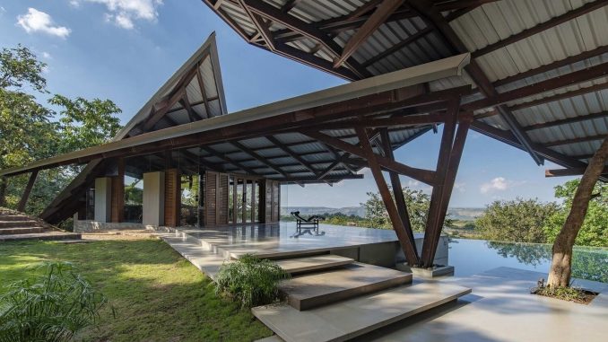 Lateral Verandah House 1