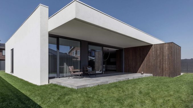 YH1 House 1