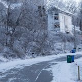 Дом как тотальное произведение искусства: между бункером и оперой